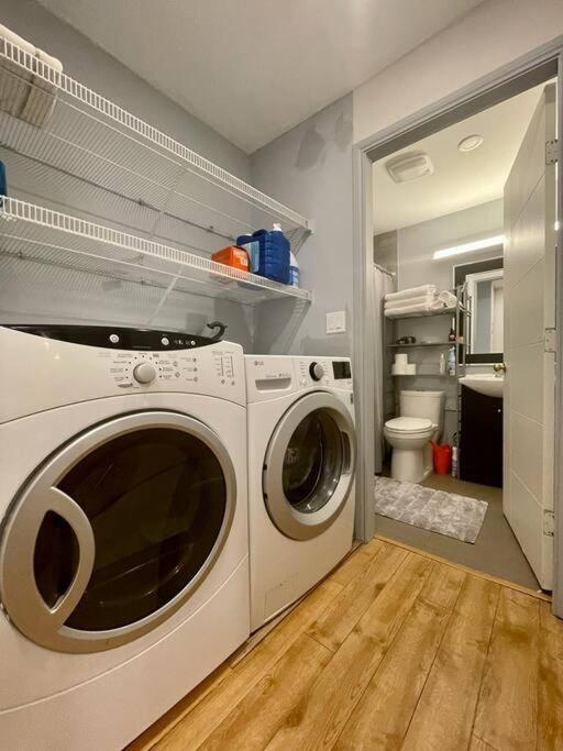 Westview Vacation Rental - Two Br House North Vancouver Zewnętrze zdjęcie