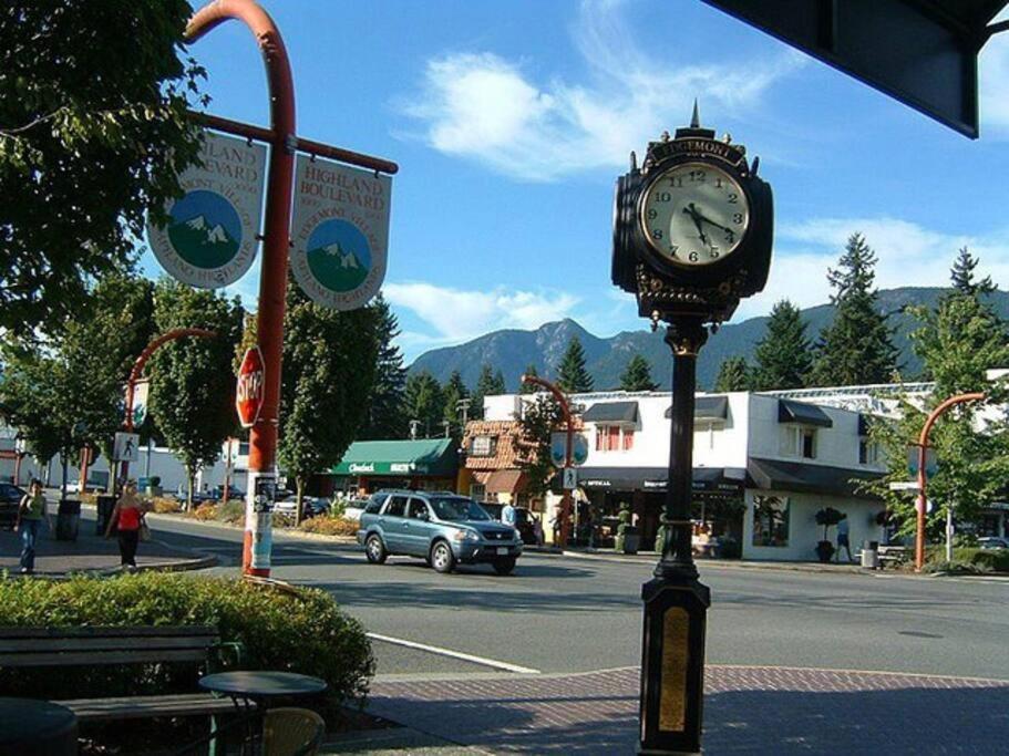 Westview Vacation Rental - Two Br House North Vancouver Zewnętrze zdjęcie